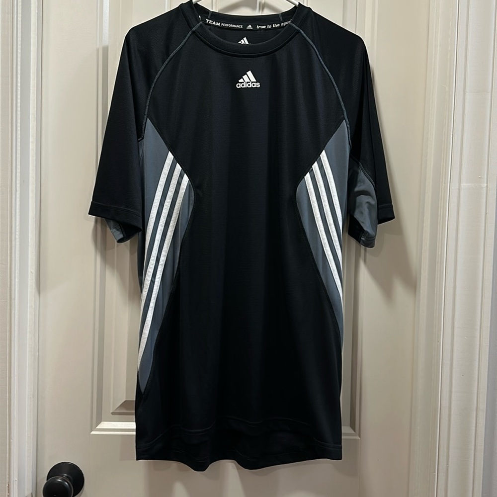 Adidas Men’s t-shirt